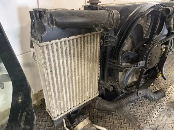Nissan Qashqai J11 Jäähdytinpuhallin OEM FAH12982 image 5