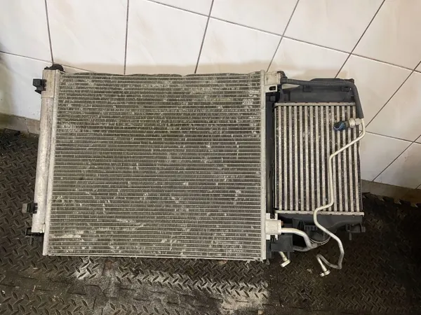 Nissan Qashqai J11 Jäähdytinpuhallin OEM FAH12982 image 6