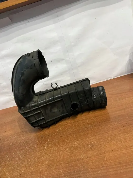 Mercedes-Benz Ilmanotto-putki OEM D2690 - Käytetty image 4