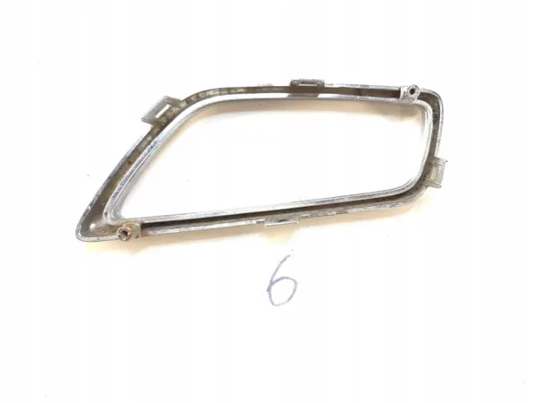 Kia Xceed Avgasfodral OEM AKQ1563 Höger Bak image 3