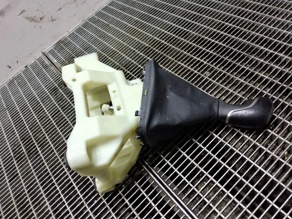 Levier de vitesses OEM 43700J7915WK pour KIA Xceed image 3