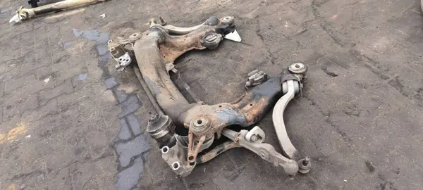 VW OEM remblokken voor - Gebruikt image 5