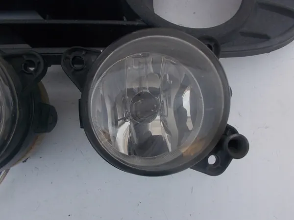 Faróis de Neblina Halógenos Esquerdo Direito VW Polo 9N Lift 05-09 image 4