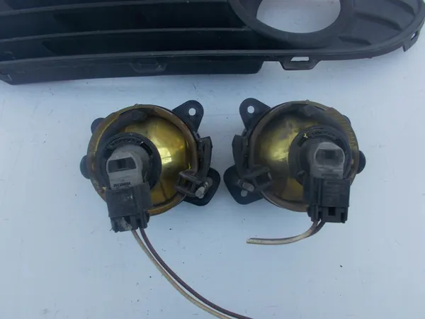 Faróis de Neblina Halógenos Esquerdo Direito VW Polo 9N Lift 05-09 image 7