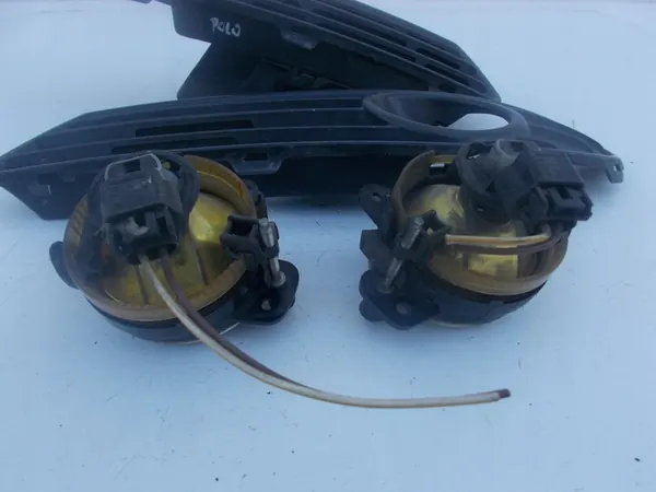 Faróis de Neblina Halógenos Esquerdo Direito VW Polo 9N Lift 05-09 image 9