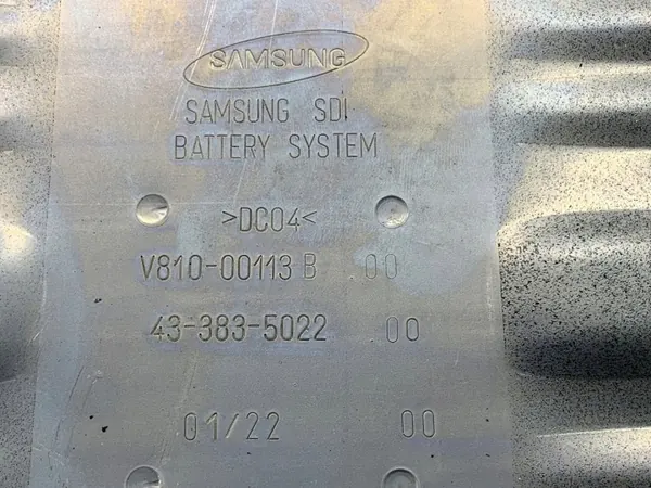 Batterie Hybride OEM 4K0915099F pour Audi A7 C8 2.0 image 4