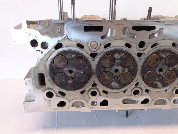 Culata OEM 9655911480 para Citroen C4 I Grand Picasso image 10