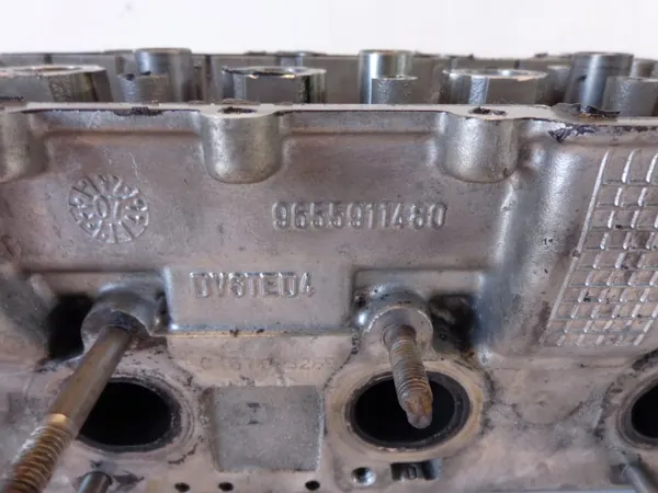 Culata OEM 9655911480 para Citroen C4 I Grand Picasso image 7