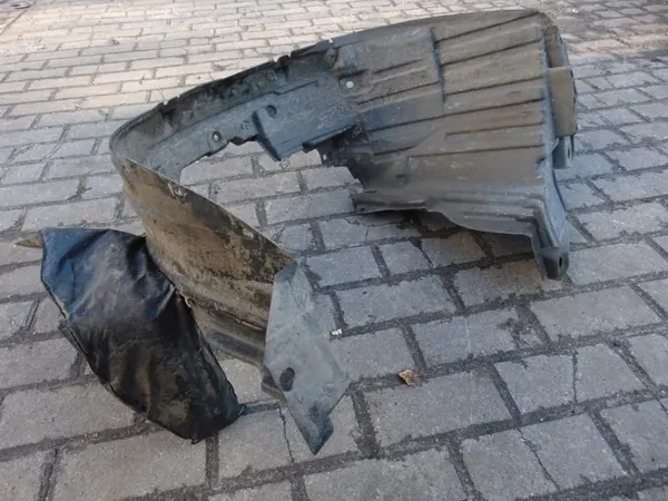 Right Front Wheel Arch Nissan Micra III KA12 Lift image 2