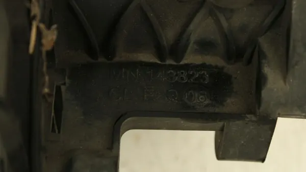 Colector de admisión MN143823 Mitsubishi Colt 1.3 image 2