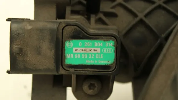 Colector de admisión MN143823 Mitsubishi Colt 1.3 image 3