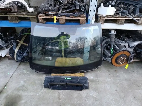 Para-brisa dianteiro Dacia Duster II OEM Szyba image 2