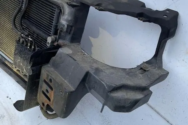 Radiador VW SHARAN 1.9L Diesel 7M3121253F image 7