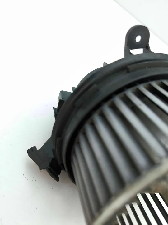 Motor de aquecimento MERCEDES-BENZ C (W204) V2425001 image 4