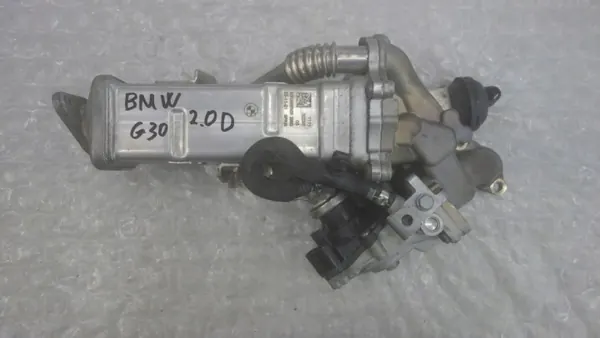 Arrefecedor EGR usado OEM 7822347 para BMW G30 2.0D image 2