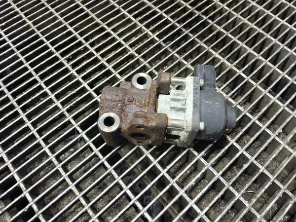 Válvula EGR SKE57749 para Suzuki Jimny - Usada image 4