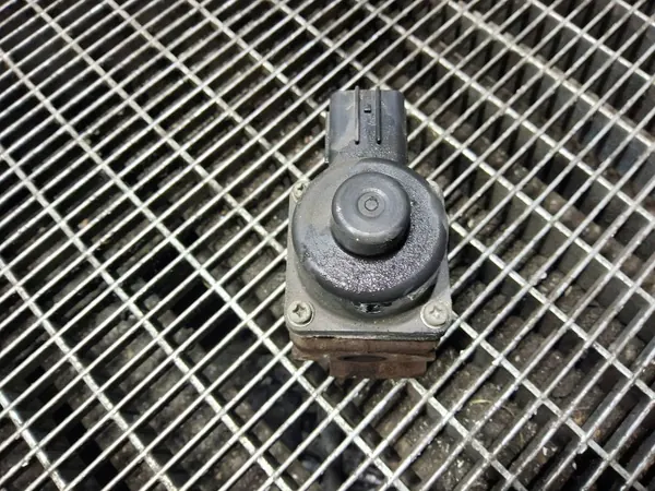 Válvula EGR SKE57749 para Suzuki Jimny - Usada image 5