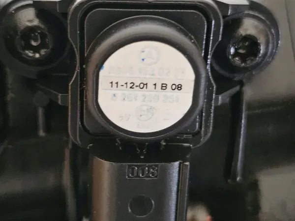 Inlaatspruit MERCEDES W212 1.8 B CGI A2710903037 image 8