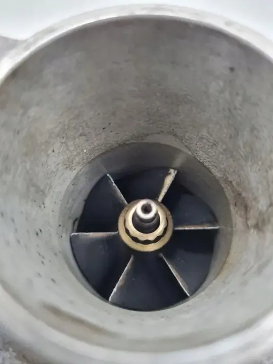 Gebruikte turbo OEM 057145722 voor 4.0L Diesel image 6