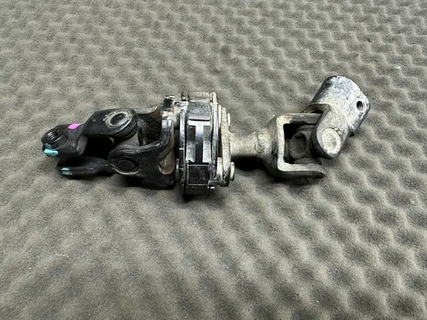 Universalgelenk der Lenksäule Subaru Legacy image 2