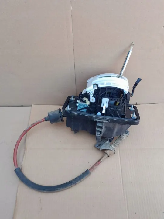 OEM 4F1713041P Vaihteenvalitsin Audi A6 C6:lle image 2