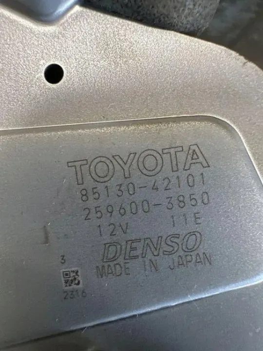 Pieza auto Toyota OE 85130-42101 usada image 3