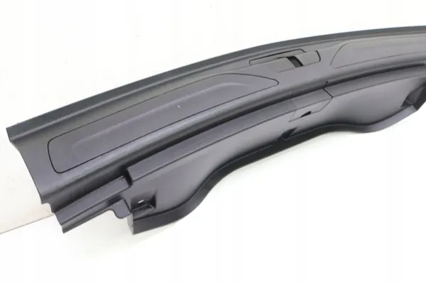 Cubrecinturón trasero Maserati Grecale OEM 1274738822 image 3
