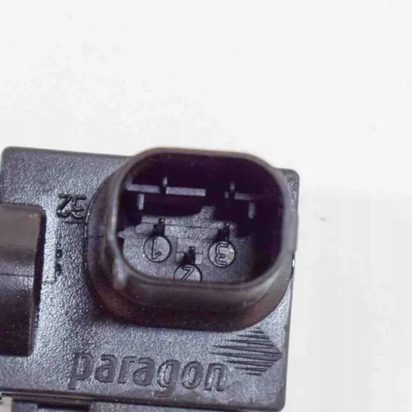 Sensor qualidade ar Maserati OEM 50534651 - Usado image 5