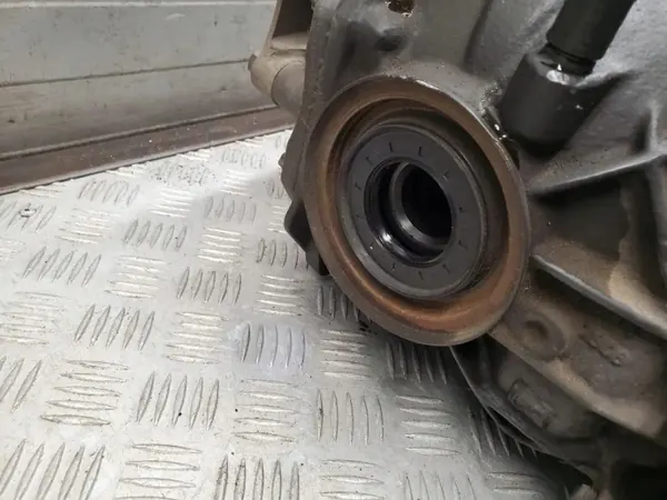 Mercedes-Benz CL C216 2013 Hinterachsdifferential OEM A2213506814 image 6