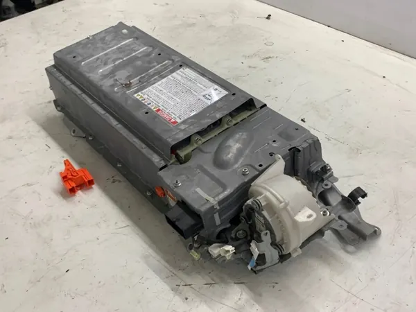 Toyota Prius V Accu OEM G9280-76010 1Ah image 3