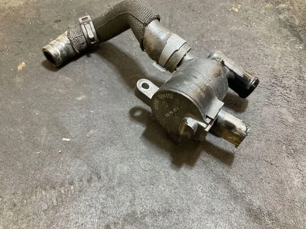 Moteur de circulation d'eau OEM 5WA122096 pour Audi A3 image 3