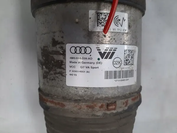 AUDI Q7 4M Luftfjädring Fram 4M0616039AD image 2