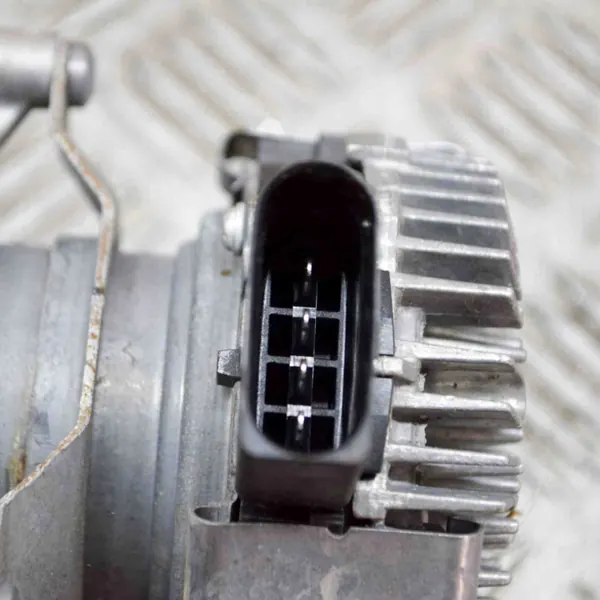 Remcilinder OEM 0132018031 voor VW Passat B8 image 5
