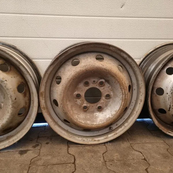 Teräsvanteet Set Iveco 6.5" x 16" 6x125 image 4