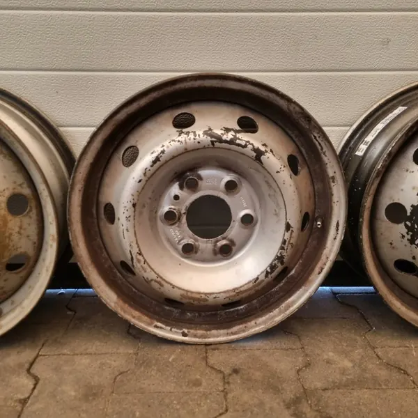 Teräsvanteet Set Iveco 6.5" x 16" 6x125 image 5