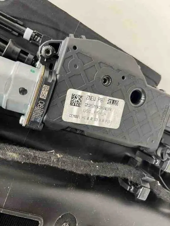 Kattoluukku OEM 2229364A Peugeot 2008 II 1.2L 2023 image 3