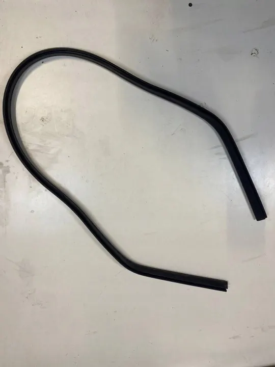 Joint de capot BMW X5/X6 OEM 51767294489 - Occasion image 2
