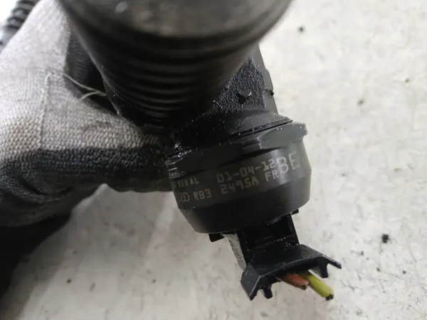 Bomba de inyección OEM 038130073AL para VW Passat B5 image 4