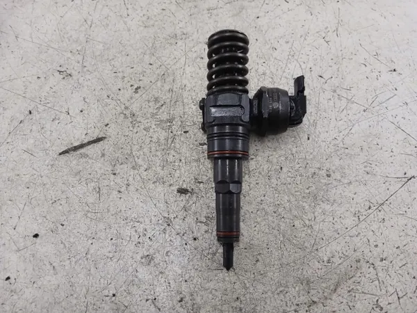 Bomba de inyección OEM 038130073AL para VW Passat B5 image 5