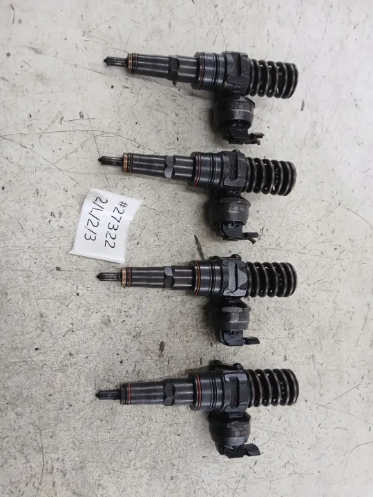 Bomba de inyección OEM 038130073AL para VW Passat B5 image 7