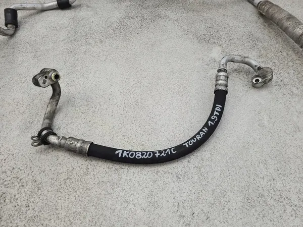 VW Touran I 1.9 TDI Ilmastointiputket image 3