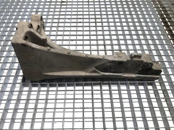 Katalysatorfäste OEM 21639760 image 4