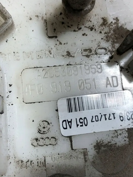 Pompe à carburant Audi A6 C6 OEM 4F0919051AD 3.2FSI image 4