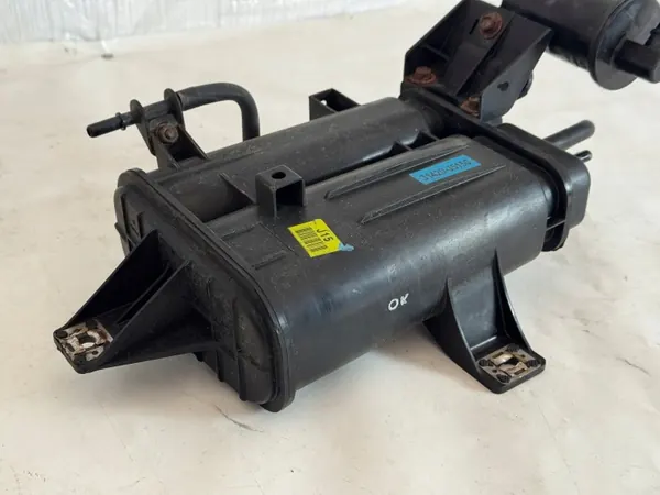 Kia Stinger 2.0 GDI Kolfilterhus OEM 31420-J5150 image 4
