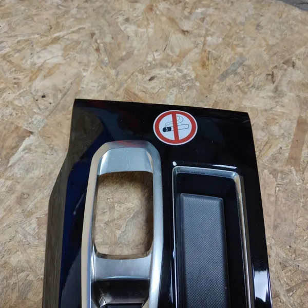 Bastidor usado OEM 9810273977 para Peugeot 5008 II/3008 II image 4