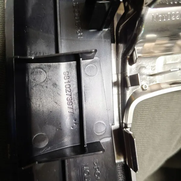 Bastidor usado OEM 9810273977 para Peugeot 5008 II/3008 II image 6