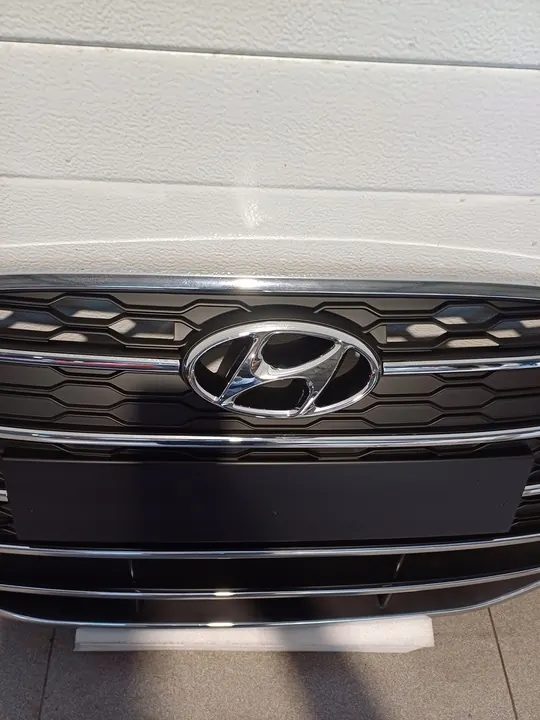 Hyundai IX 20 Grille 86351-1K510 image 5