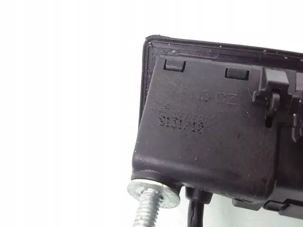 Volkswagen PASSAT B7 2012 Hintere Griff mit Kamera OEM 3C9827566 image 4