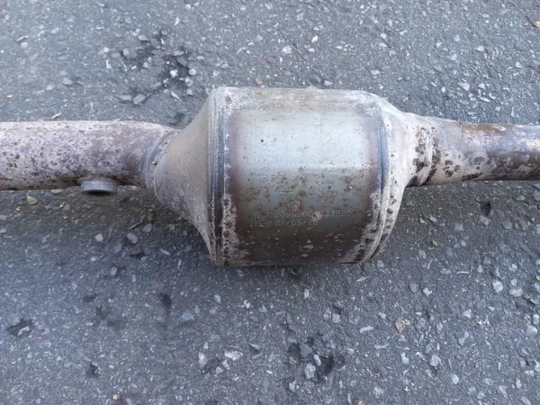 Katalysator/DPF OEM 9842476380 für Citroen Berlingo image 4