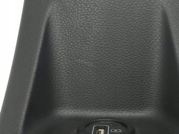 KIA Stonic 2023 keskikonsolin koriste OEM 84670H8000 image 9
